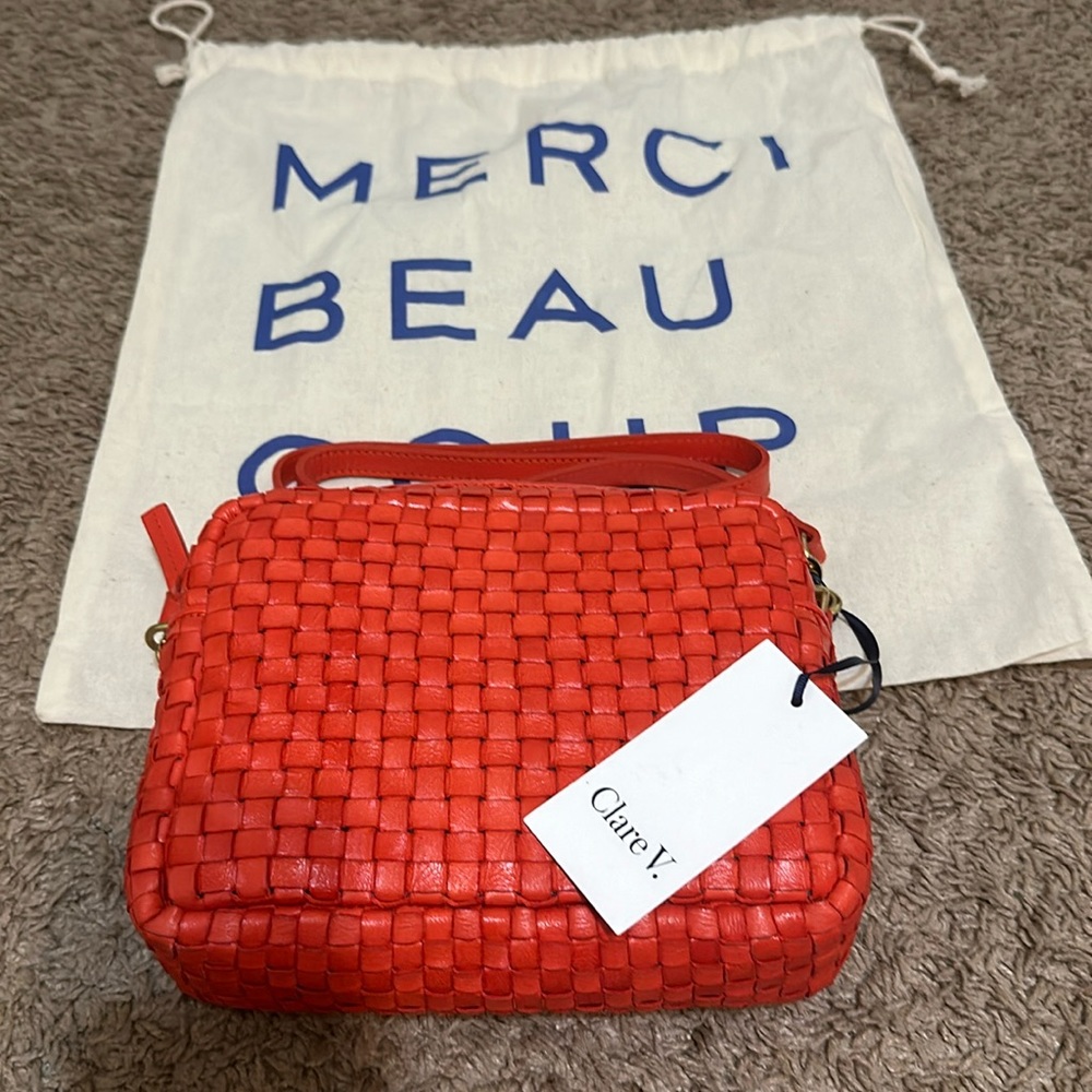 Clare V midi in poppy
